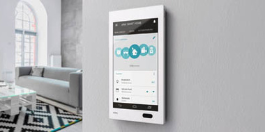 Bedienzentrale Gira G1 bei 3E-GmbH Elektrotechnik & Erneuerbare Energien in Römhild