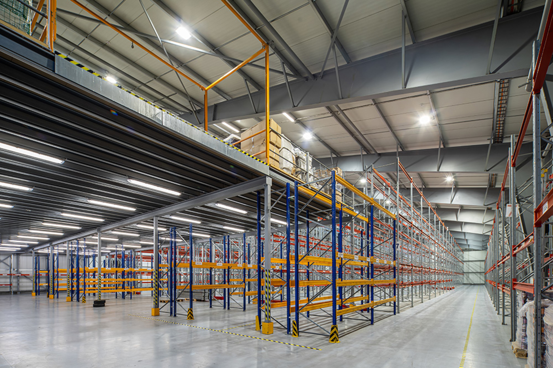 Industrie & Gewerbe bei 3E-GmbH Elektrotechnik & Erneuerbare Energien in Römhild