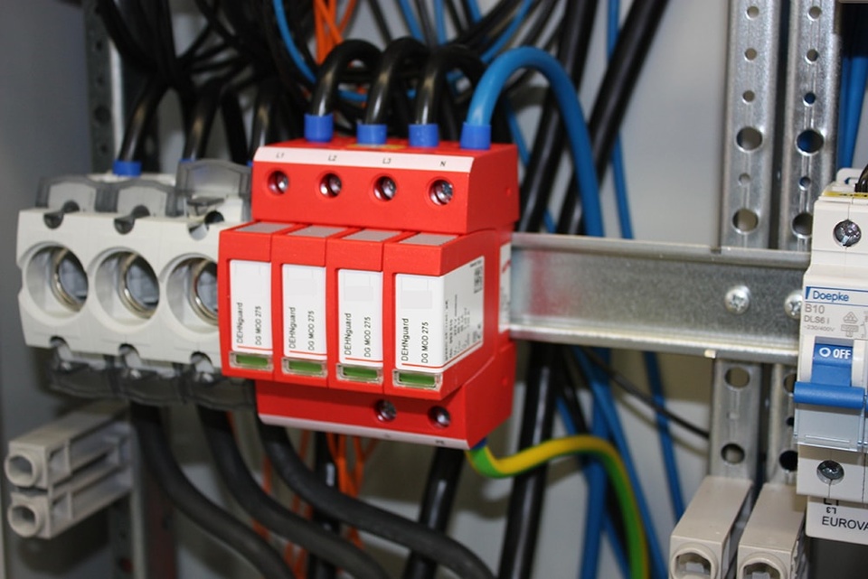 U berspannungsschutz bei 3E-GmbH Elektrotechnik & Erneuerbare Energien in Römhild